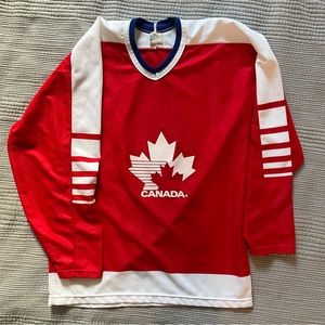 Vintage Team Canada hockey sweater, men’s M